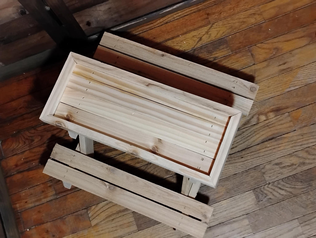 Chick-nic Table